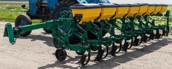 Культиватор навесной КРН 5,6 без подкормочного приспособления для тракторов тягового класса 1.4 (база).